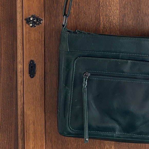 Lady Conceal Delaney Leather Crossbody - Picture 1 of 8